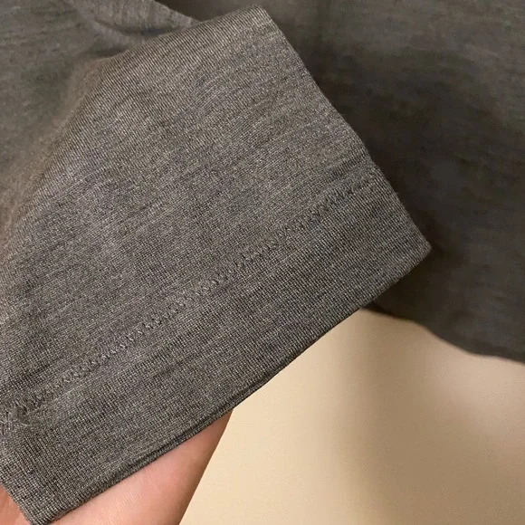 Men’s Boss Hugo Boss Long Sleeve Crewneck in Gray